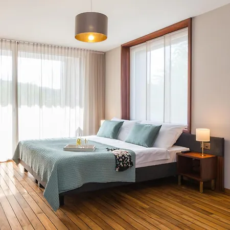 Deltapark Vitalresort Seevillen トゥーン